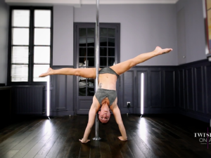 POLE HANDSTANDS INTER POLE HANDSTANDS INTER